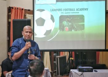 Wujudkan Sepak Bola Berjaya , Arinal Gandeng Rahmad Darmawan