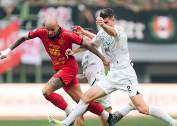 Duel Sengit Persija vs Persib Berakhir Imbang, Kericuhan Warnai Laga di Stadion Patriot