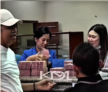 Gubernur Jabar Dedi Mulyadi Serahkan Bonus Rp1 Miliar untuk Pemain Persib: Bukan dari APBD, Ini dari Saya Pribadi